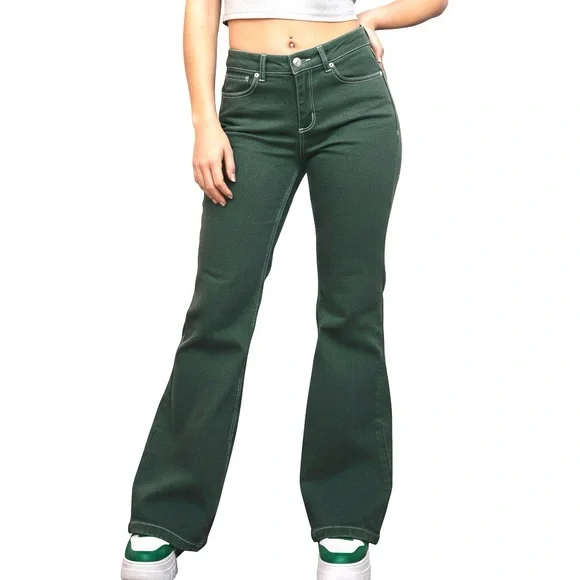 Garage Women's Juniors Green Low Rise Flared Jeans Size 7 - Picture 1 of 11